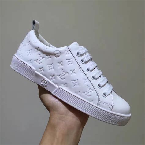 louis vuitton shoes white sneakers|louis vuitton takkies price.